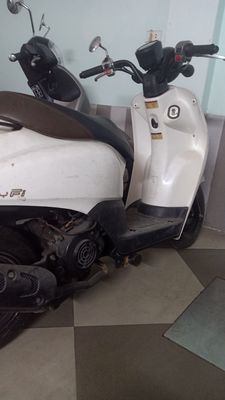 Con học xong ko dùng đến cần bán. Mua bán Xe máy tại Quận Đống Đa Hà Nội được đăng bởi Nguyễn văn hoàn