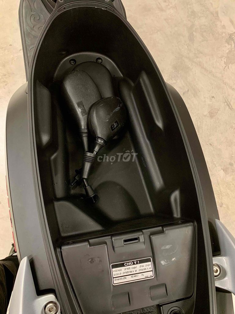 SYM Shark 50cc 2024 Chính Chủ 3.600 km Xe mới 99%. Mua bán Xe máy tại Thành phố Thủ Đức Tp Hồ Chí Minh được đăng bởi iMotorbike Khương Phan hình 3