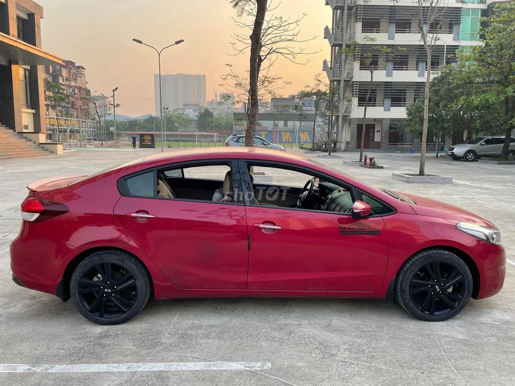 Kia Cerato 2018 1.6 MT - 70000 km. Mua bán Ô tô tại Quận Nam Từ Liêm Hà Nội được đăng bởi Nguyễn Việt Thắng hình 3