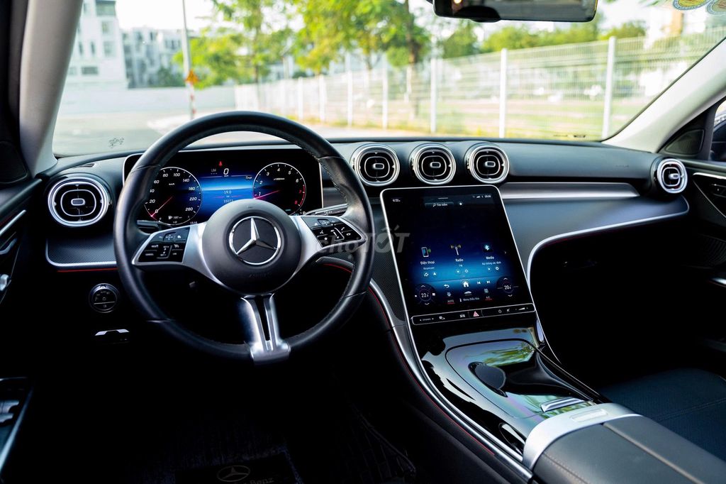 Mercedes-Benz C200 Avantgarde 2022. Mua bán Ô tô tại Huyện Hoài Đức Hà Nội được đăng bởi Duoc Nguyen hình 4