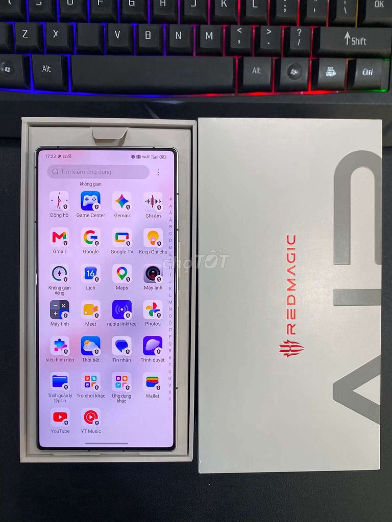Redmagic 11 Ari 12GB/256GB Trắng 99,9%. Mua bán Điện thoại tại Quận Ninh Kiều Cần Thơ được đăng bởi Hoàng Uy Long hình 1