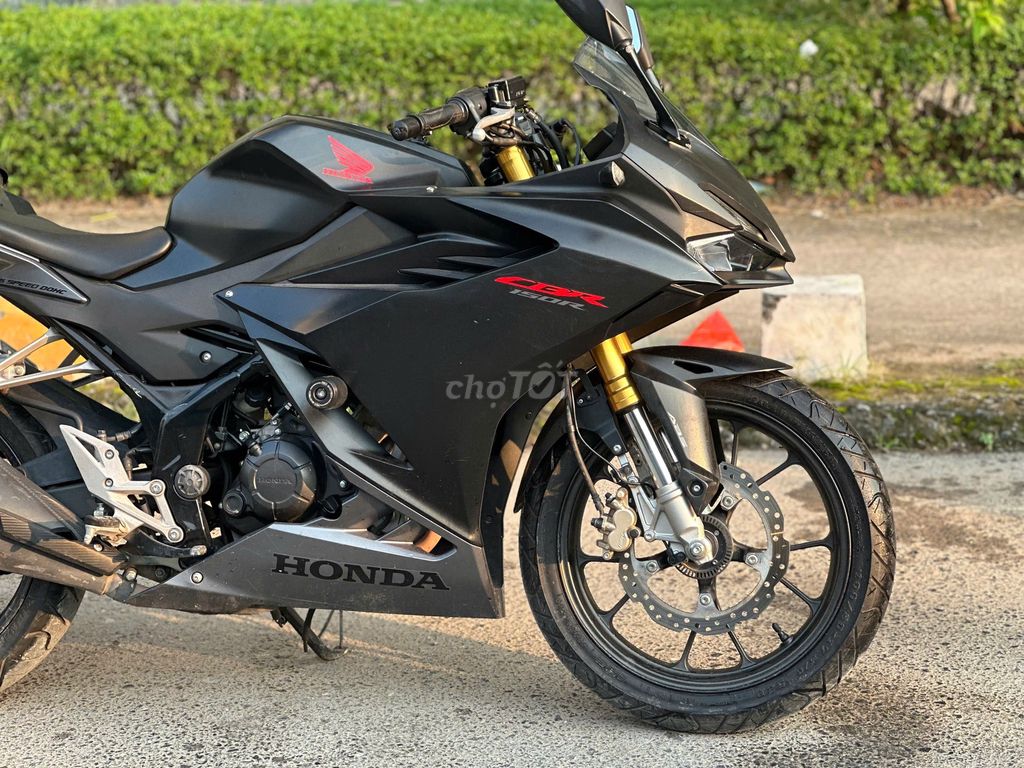 Honda CBR 150 2022 có trả góp trao đổi ✅. Mua bán Xe máy tại Quận Hoàng Mai Hà Nội được đăng bởi Phú Lý hình 3