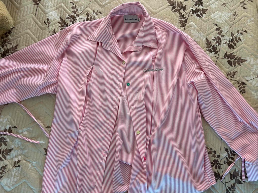 Áo sơ mi Calem.Club Nữ Hồng sọc size M. Mua bán Quần áo tại Quận Hà Đông Hà Nội được đăng bởi Oanh Nguyễn hình 1