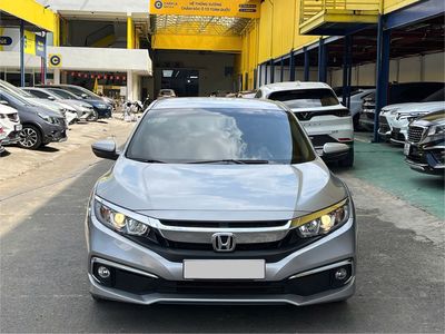 HONDA CIVIC 1.8E 2019 GIA ĐÌNH LƯỚT 1 CHỦ VAY 70%. Mua bán Ô tô tại Quận Bình Tân Tp Hồ Chí Minh được đăng bởi Hiếu