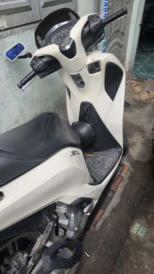 cần bán gấp sh125i 2017. Mua bán Xe máy tại Thành phố Thuận An Bình Dương được đăng bởi CLIP HOT BIGO LIVE