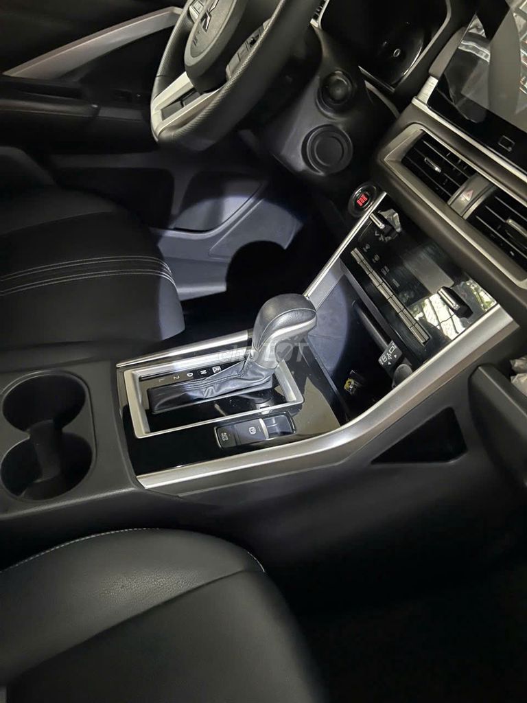 Mitsu Xpander premium 20241.5 AT lướt chính hãng. Mua bán Ô tô tại Quận Bình Tân Tp Hồ Chí Minh được đăng bởi XE MỚI VÀ QUA SỬ DỤNG CHÍNH HÃNG hình 5