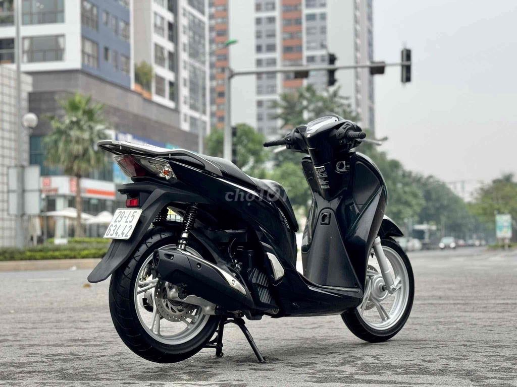 Honda SH Việt 150 ABS 2017 Đen. Mua bán Xe máy tại Quận Cầu Giấy Hà Nội được đăng bởi Tuấn Việt Motor hình 5