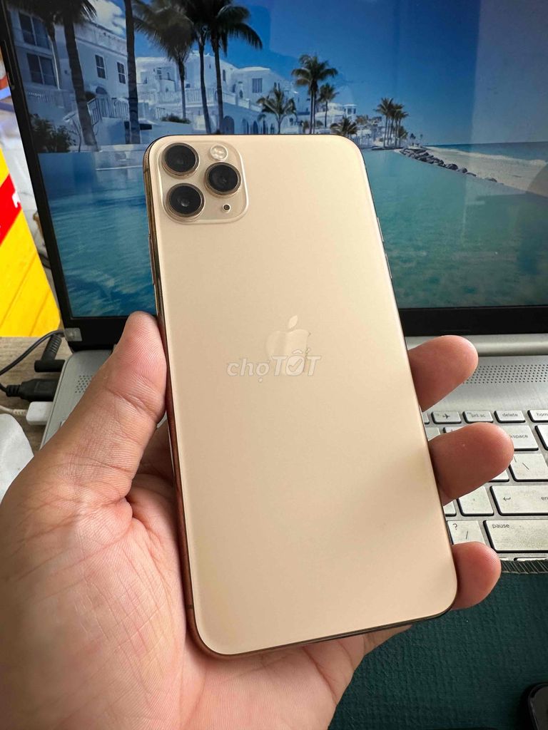 iPhone 11 Pro Max 64GB Vàng Đã sử dụng. Mua bán Điện thoại tại Thành phố Dĩ An Bình Dương được đăng bởi junstar store hình 1