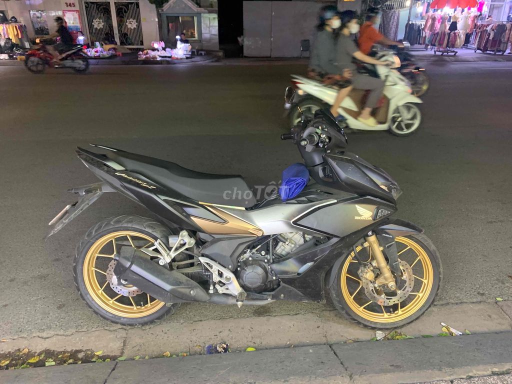 Winner X Abs 2020, trùm mền 12k km, bstp