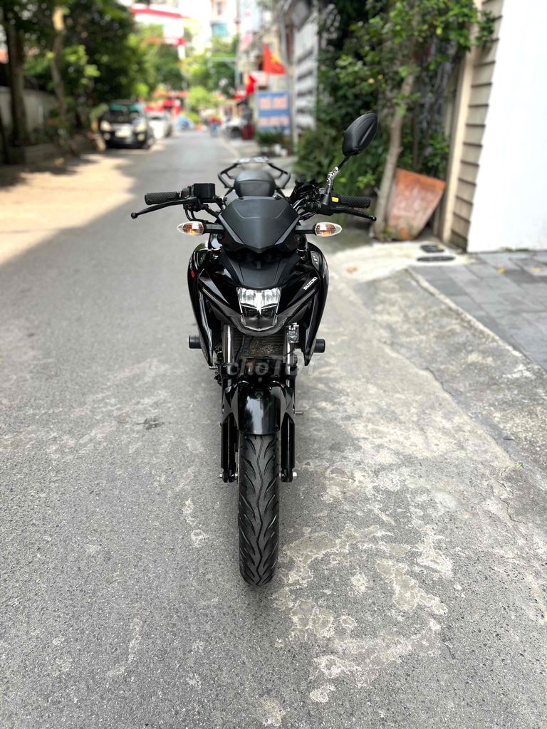 Xe Máy Anh Thao GSX S 150cc màu đen. Mua bán Xe máy tại Quận Cầu Giấy Hà Nội được đăng bởi shop xe may cũ anh thao hình 6