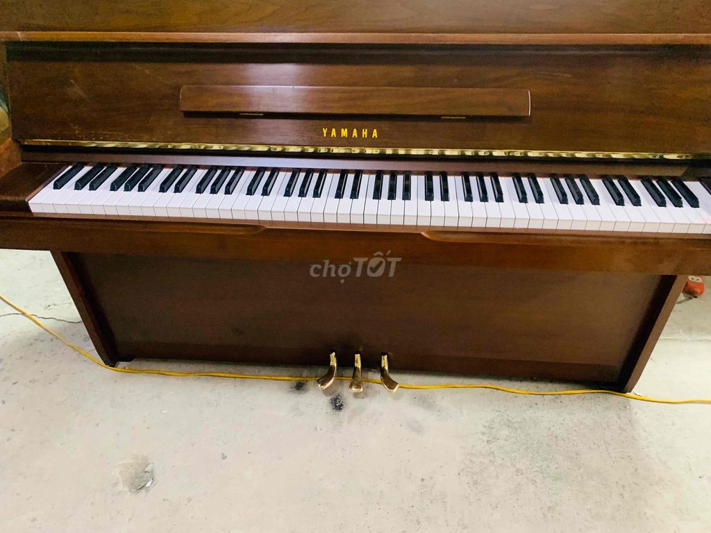 piano cơ yamaha m1