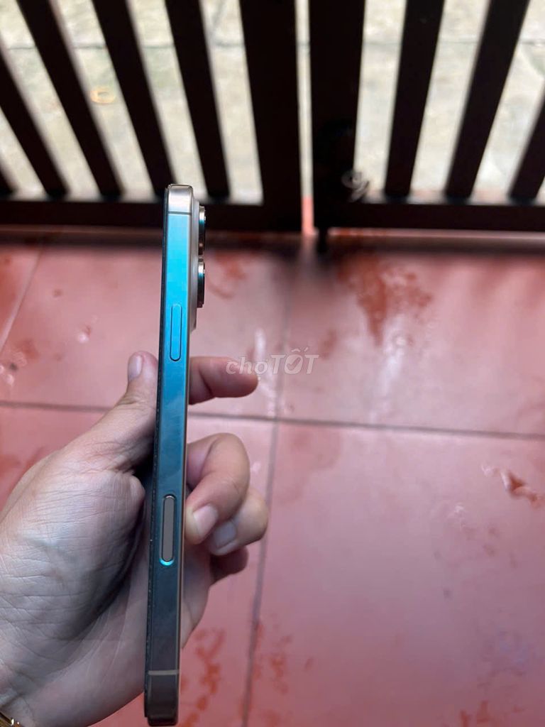 Apple iPhone 16 Pro Max 256GB Xám 95%. Mua bán Điện thoại tại Quận Bắc Từ Liêm Hà Nội được đăng bởi Lê Nam hình 1
