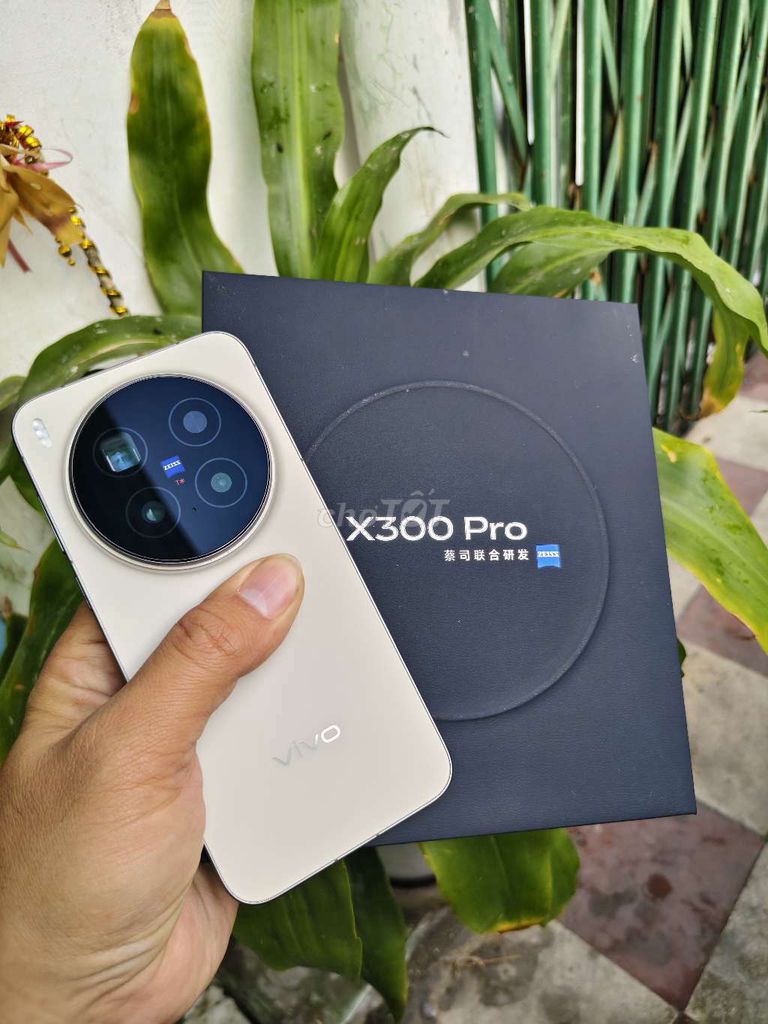 Vivo X300 Pro nđ 256GB Nâu 99% pin 100 fullbox. Mua bán Điện thoại tại Quận 10 Tp Hồ Chí Minh được đăng bởi thanh liêm hình 1