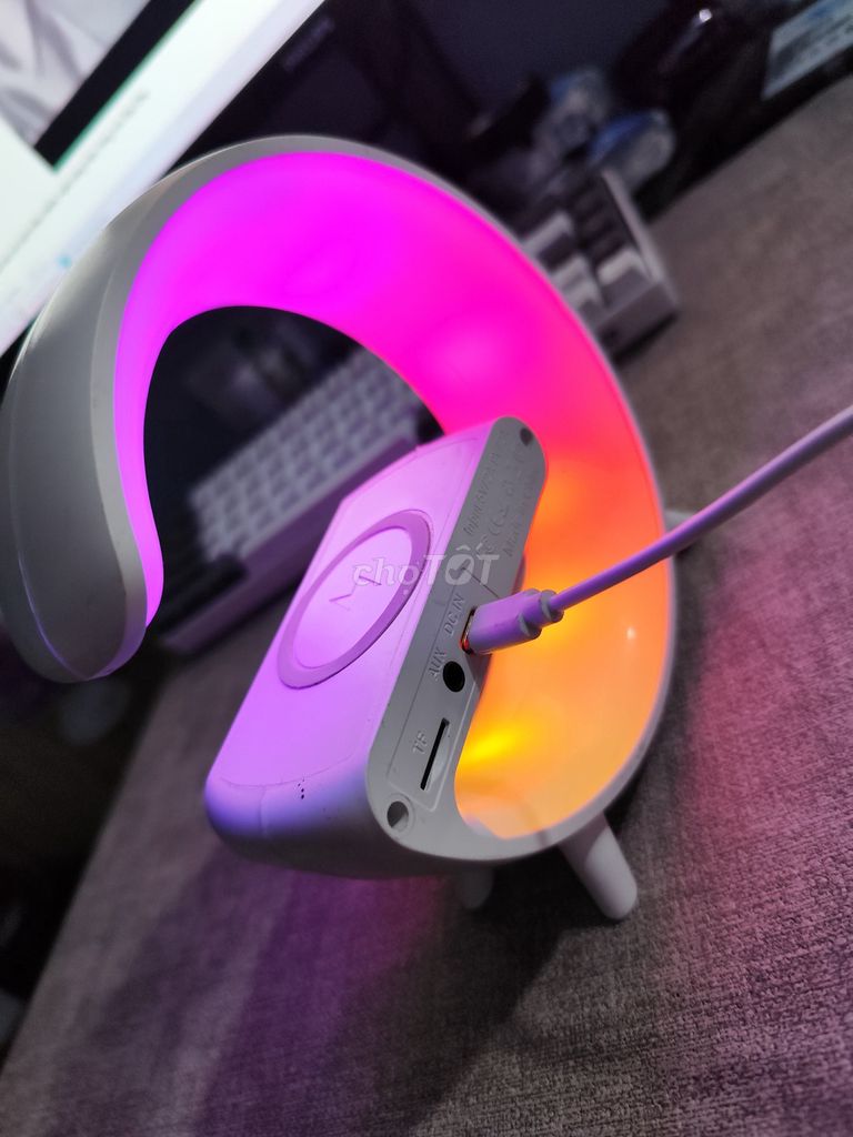 Loa bluetooth để bànled  rgb. Mua bán Tivi, Âm thanh tại Quận Tân Phú Tp Hồ Chí Minh được đăng bởi Mỹ Linh hình 1