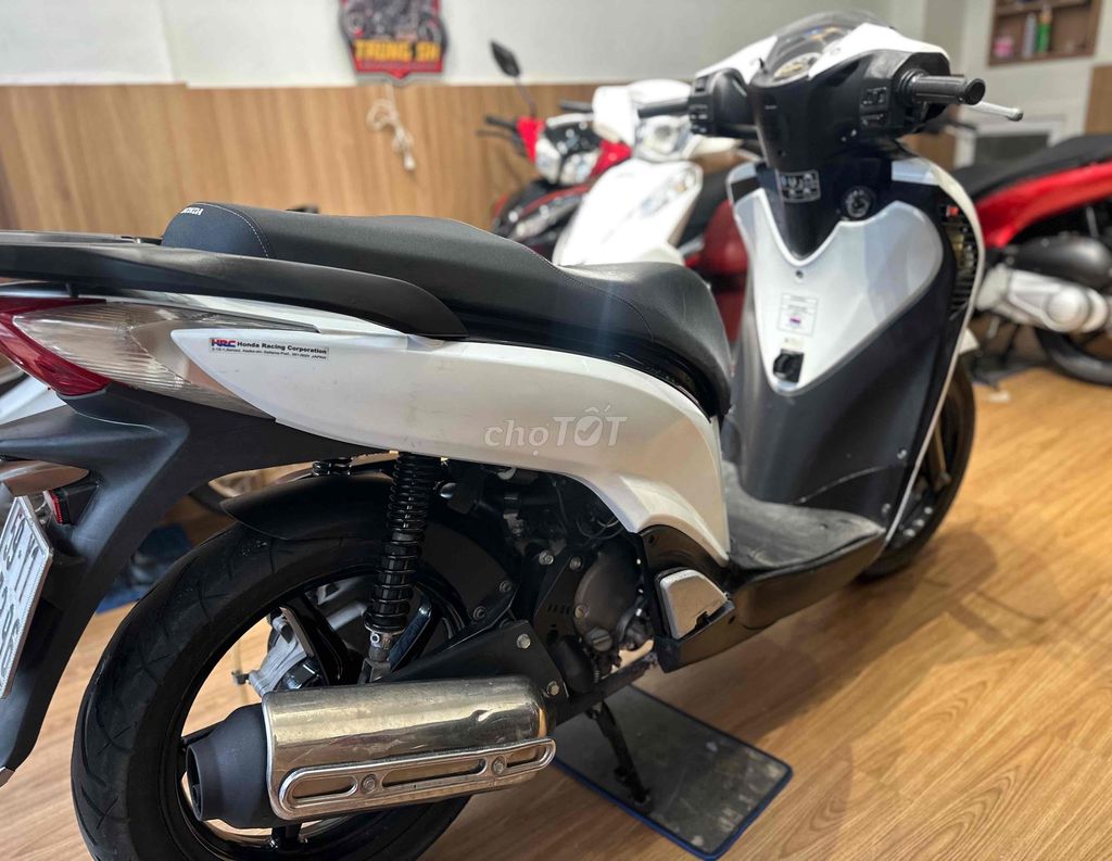 Sh ý Fi 2006 biển sg chính chủ. Mua bán Xe máy tại Quận 1 Tp Hồ Chí Minh được đăng bởi Trung xe hình 9