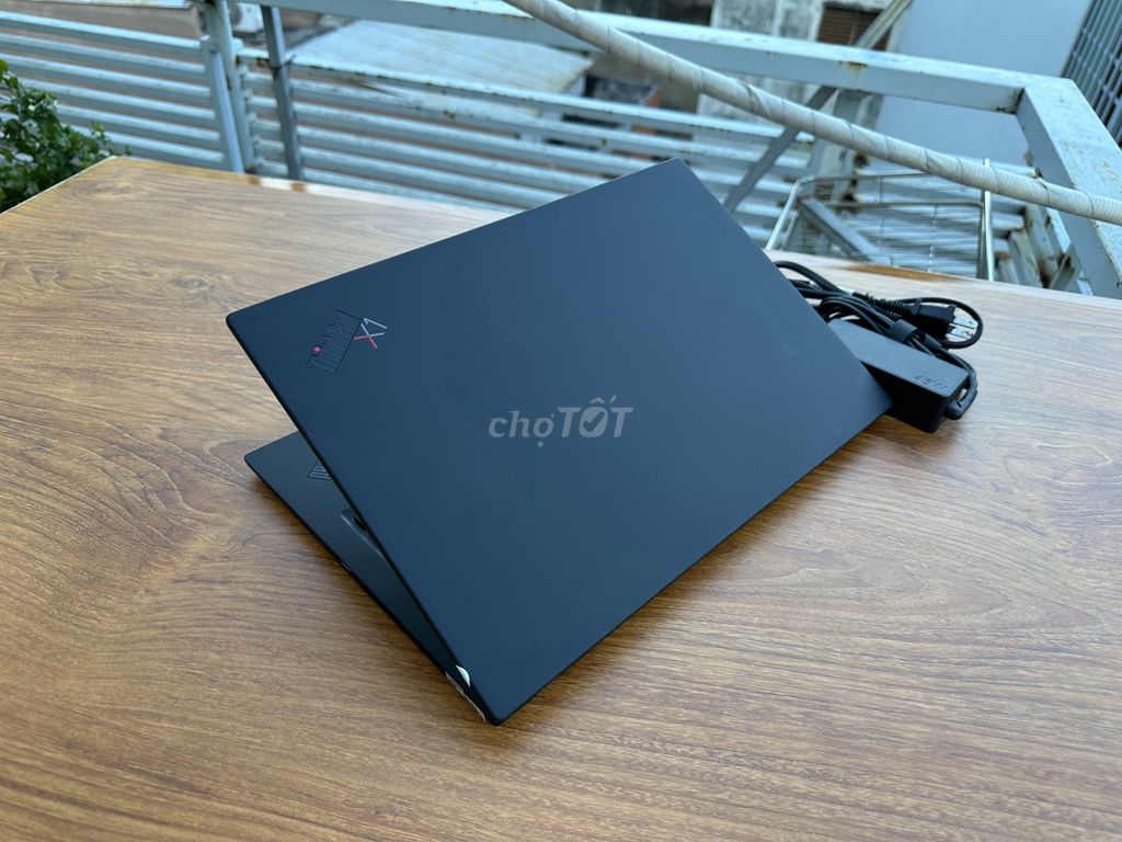 Lenovo ThinkPad X1 Carbon GEN 8 i5/8G/256G Likenew. Mua bán Laptop tại Quận Tân Bình Tp Hồ Chí Minh được đăng bởi Trương Toàn hình 1
