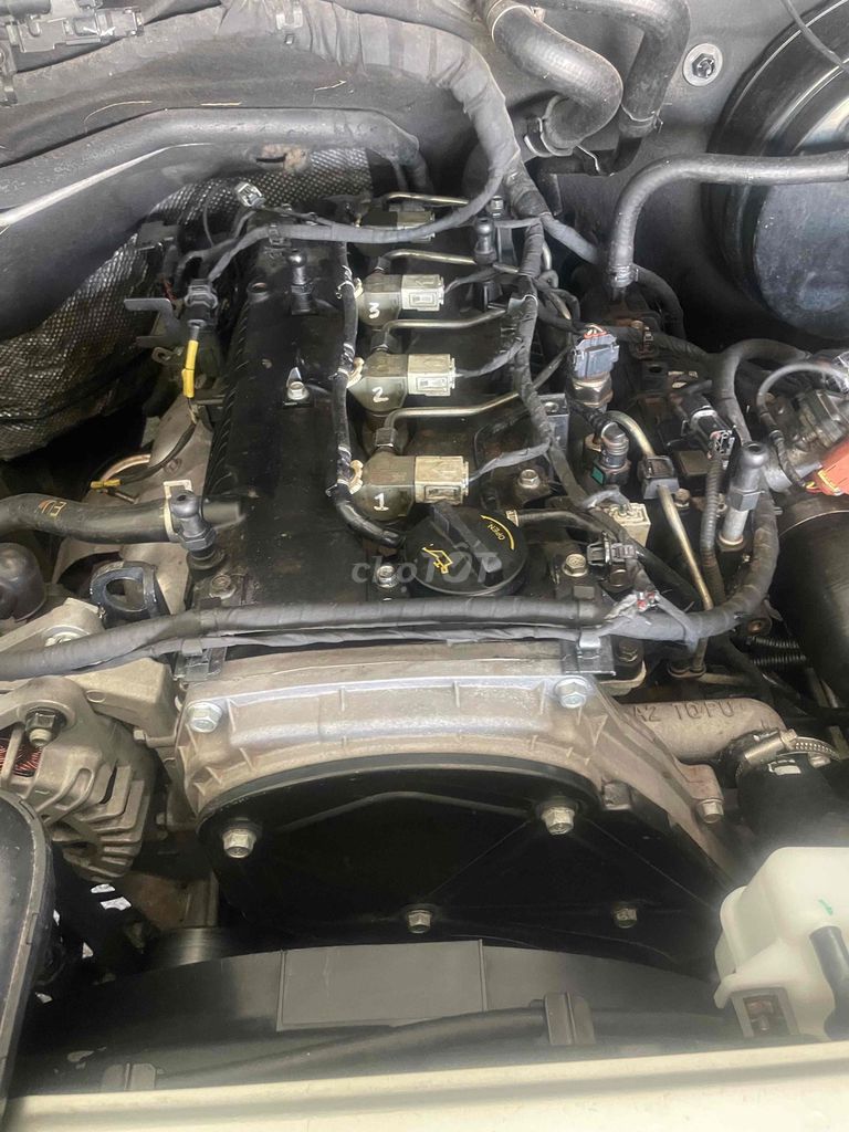 Hyundai Solati 2017 - 201000 km. Mua bán Ô tô tại Thành phố Vị Thanh Hậu Giang được đăng bởi truyen hình 6