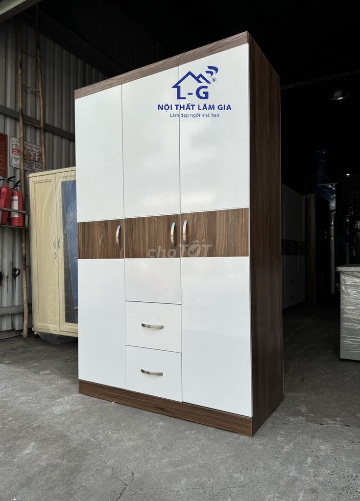 HỎA TỐC -TỦ GỖ MDF ĐỰNG QUẦN ÁO GIA ĐÌNH 3 CÁNH MỞ