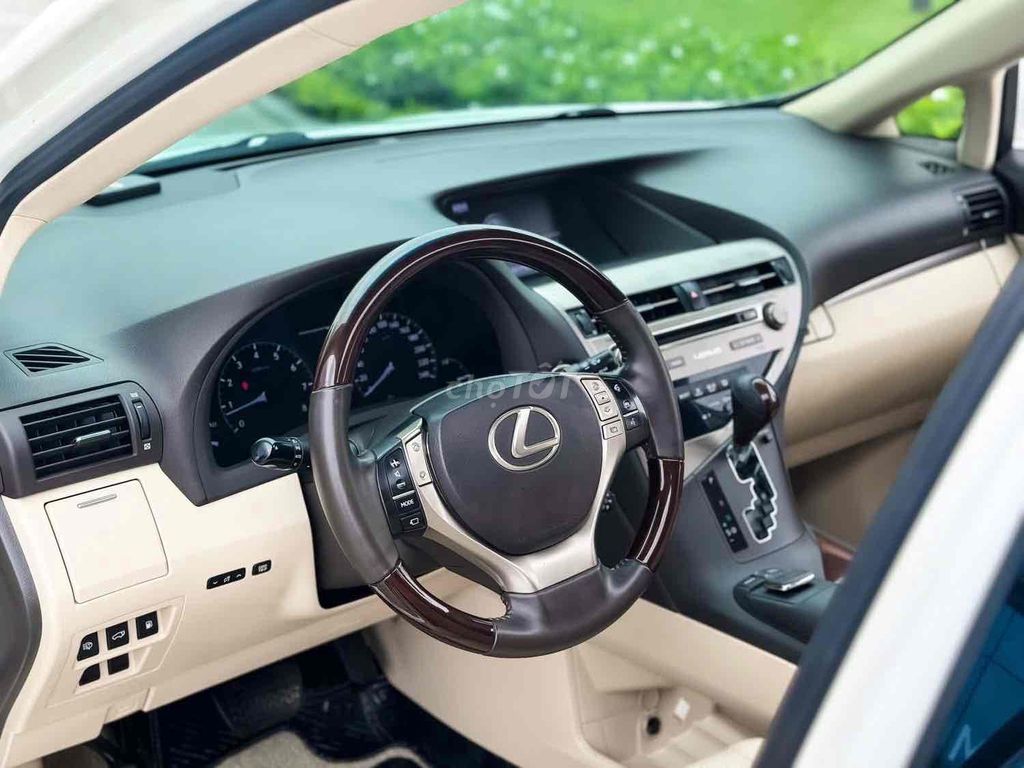 Lexus RX 350 Full AWD sx2014 biển HN nội thất Zin. Mua bán Ô tô tại Quận Cầu Giấy Hà Nội được đăng bởi Lê Như Hiếu hình 11