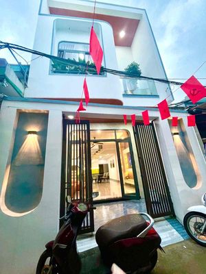 Аренда · 3 комн. · 80 м² · Quận Cẩm Lệ, ул. Đường Tôn Đản