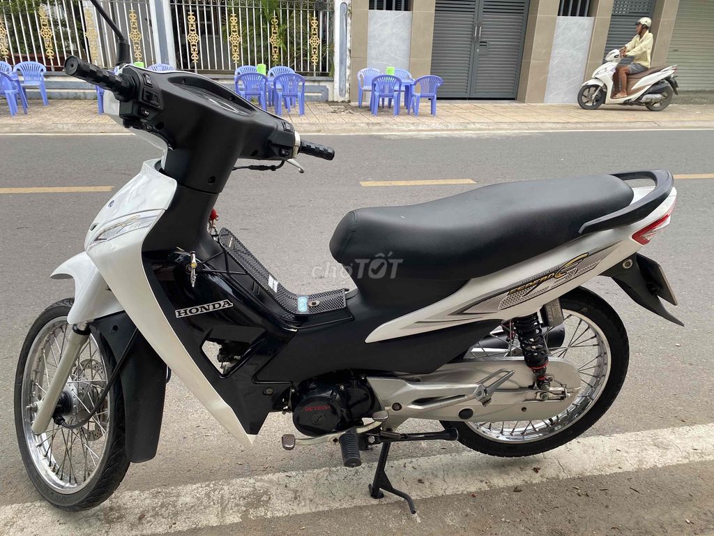 Honda Wave C-50 2022 Trắng. Mua bán Xe máy tại Huyện Chợ Mới An Giang được đăng bởi Cửa hàng xe gắn máy Minh Thuận hình 2