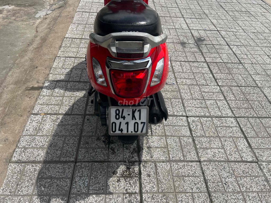 SYM Attila màu Đỏ. Mua bán Xe máy tại Quận Ninh Kiều Cần Thơ được đăng bởi đầy cửa hàng cầu hưng lợi nk cần thơ hình 4