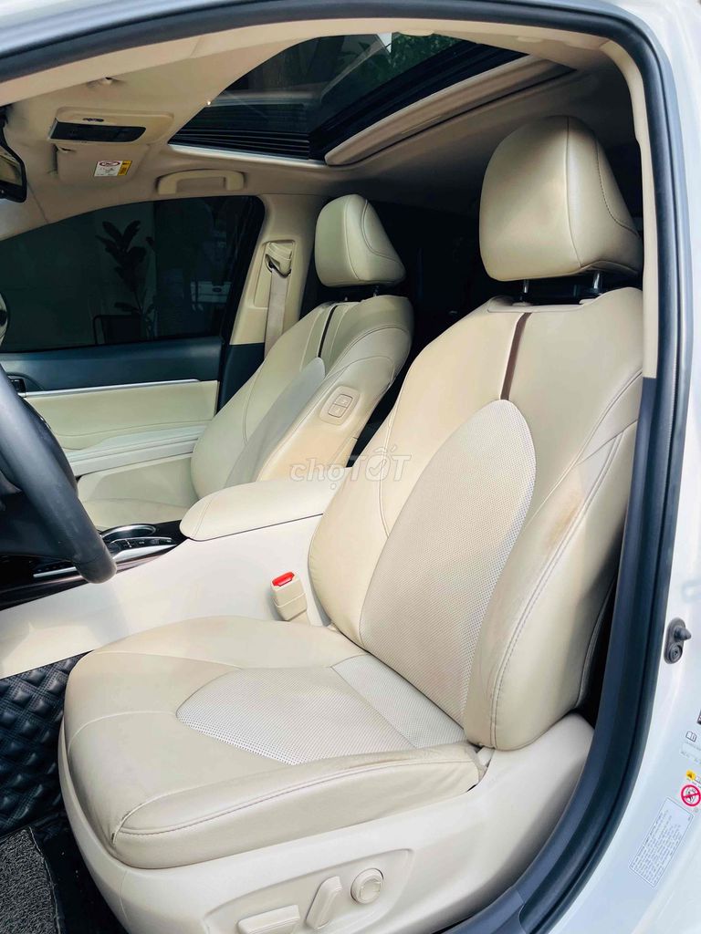 Toyota Camry 2020 2.5G - 80000 km. Mua bán Ô tô tại Huyện Bình Chánh Tp Hồ Chí Minh được đăng bởi Bi Auto hình 7