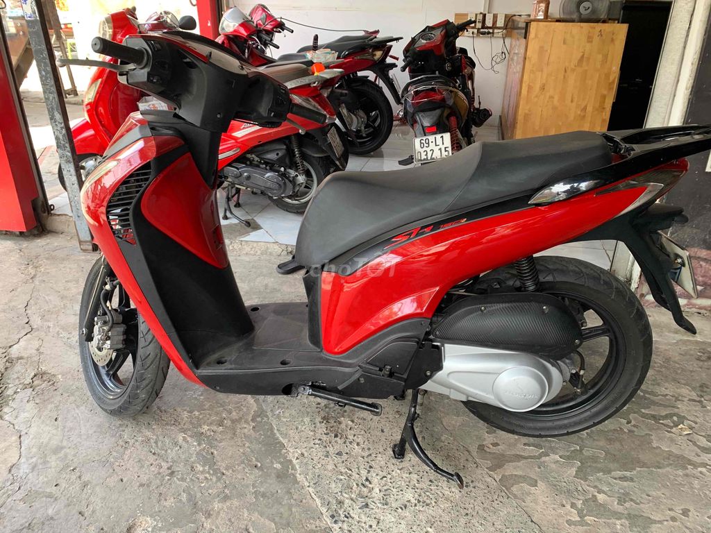 bán xe lên full sh 2 đĩa bstp. Mua bán Xe máy tại Quận Bình Tân Tp Hồ Chí Minh được đăng bởi CẦM ĐỒ THÀNH ĐẠT hình 2