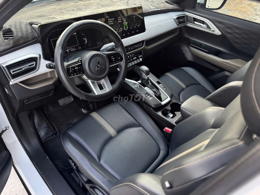 Mitsubishi Xforce 2024 Premium 23.000km. Mua bán Ô tô tại Quận Cái Răng Cần Thơ được đăng bởi Ngọc Carpla Cần Thơ Chuyên mua bán ô tô qua sử dụng hình 13