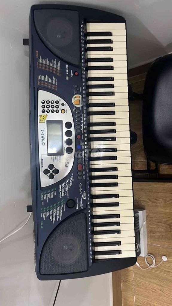 cần bán yamaha psr 270