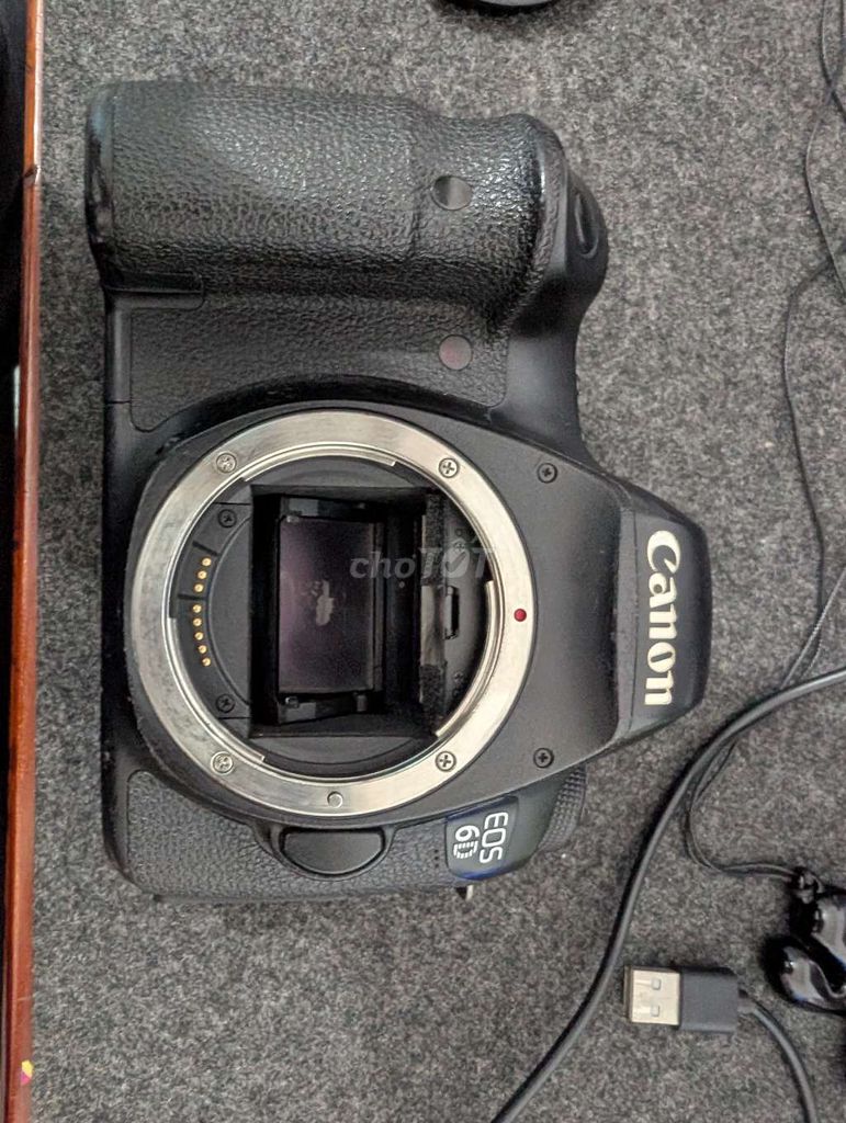 Máy ảnh Canon EOS 6D Full-frame Đen. Mua bán Máy ảnh, Máy quay tại Thành phố Biên Hòa Đồng Nai được đăng bởi Kiên Phạm hình 1