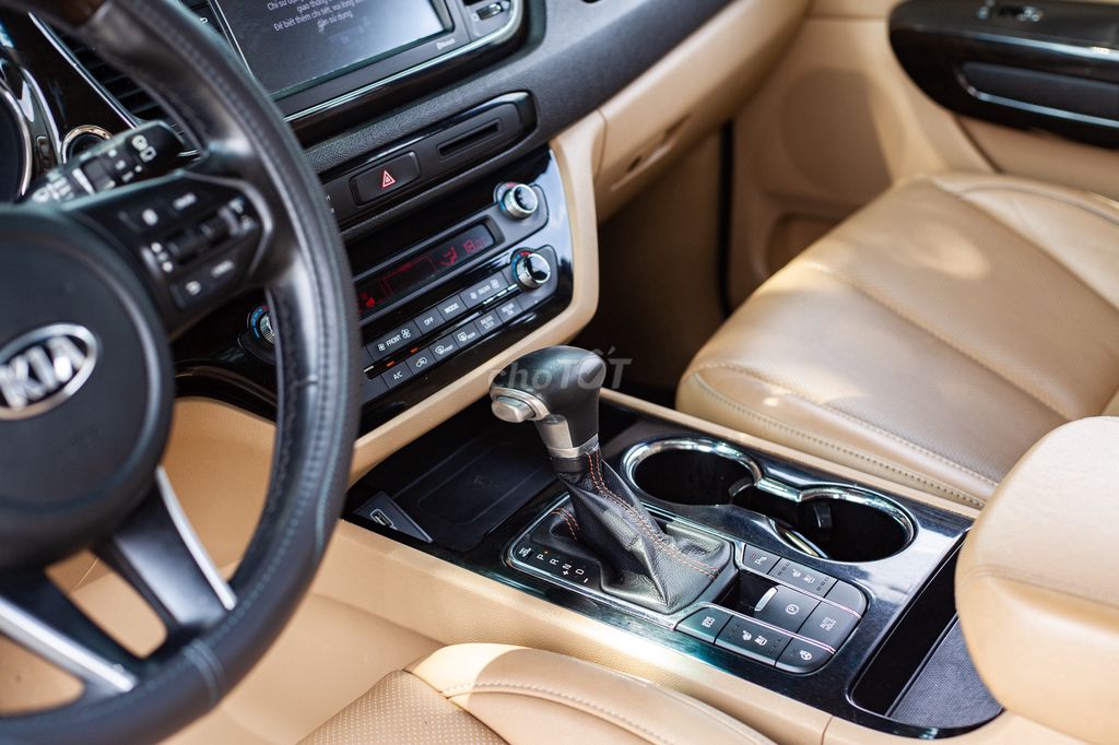 Kia Sedona 2.2 DAT Signature 2020. Mua bán Ô tô tại Thành phố Thủ Đức Tp Hồ Chí Minh được đăng bởi H2T Auto hình 9