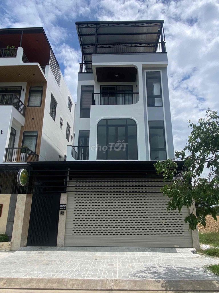 Rent · 2 bd · 150 м² · Thành phố Nha Trang, ул. Phùng Hưng
