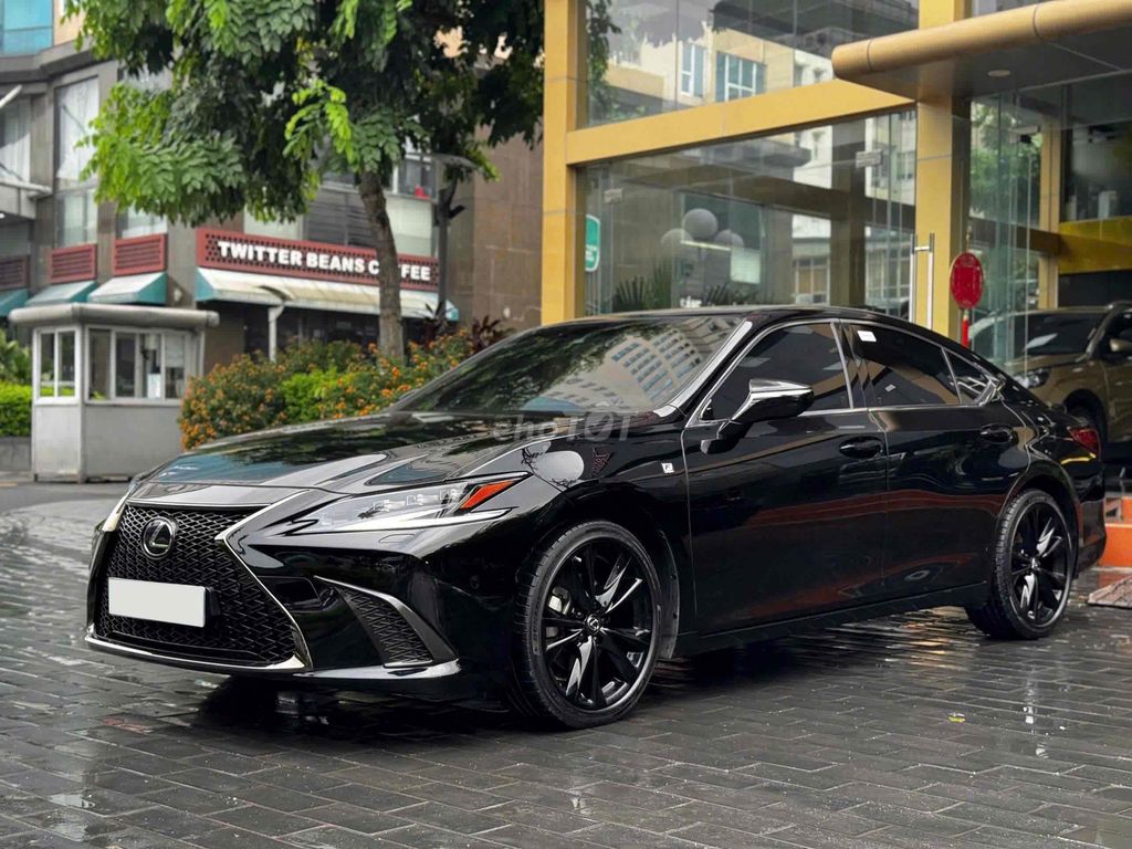 Lexus ES250 F.Sport sx 2021 nhập Nhật siêu đẹp. Mua bán Ô tô tại Quận Cầu Giấy Hà Nội được đăng bởi Cao Quý hình 2