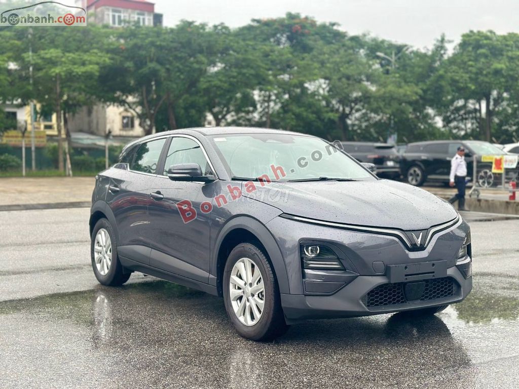 Vinfast vf6. Mua bán Ô tô tại Quận Long Biên Hà Nội được đăng bởi Nguyễn Tùng hình 4