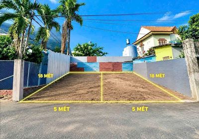 Plot of land 90 m² · Đường Nguyễn Hữu Cầu