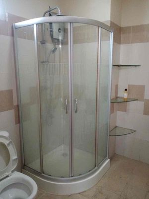 Cửa kính nhà tắm. Mua bán Nội thất, đồ gia dụng khác tại Huyện Bình Chánh Tp Hồ Chí Minh được đăng bởi Na