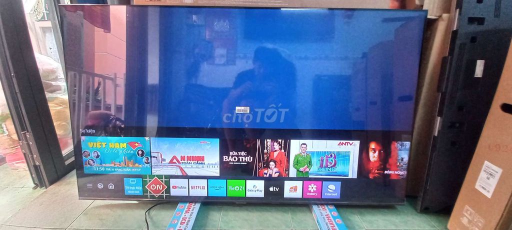 Smart Tivi Samsung 65inch 4K giọng nói, mẫu 2020