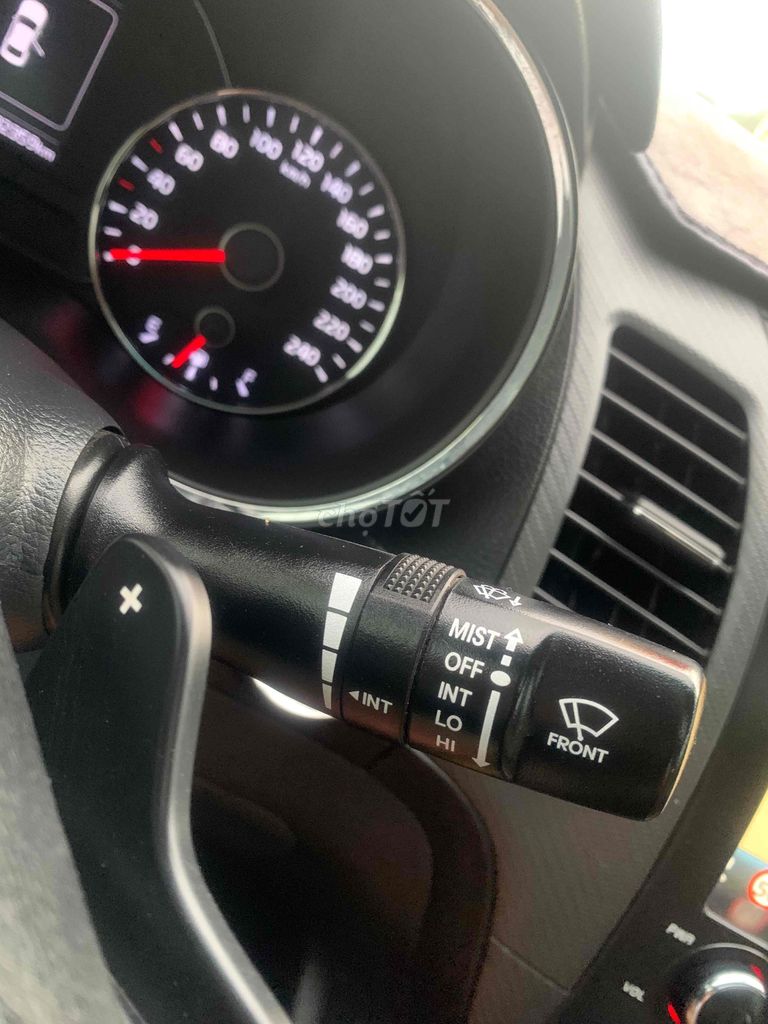 Kia Cerato 2.0 AT phiên bản cao cấp nhất Premium. Mua bán Ô tô tại Thành phố Biên Hòa Đồng Nai được đăng bởi CH xe máy Trần Na Na hình 5