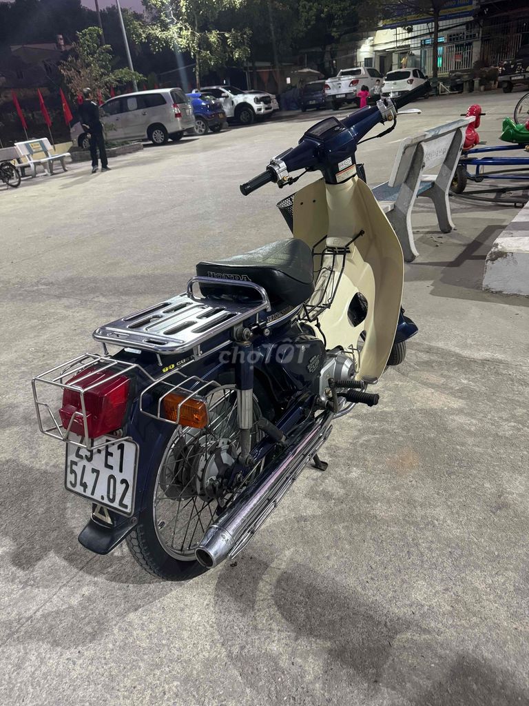 cần bán xe 82, hơi 90. đẹp, nguyên zin. Mua bán Xe máy tại Quận Nam Từ Liêm Hà Nội được đăng bởi Khanh Duy hình 3