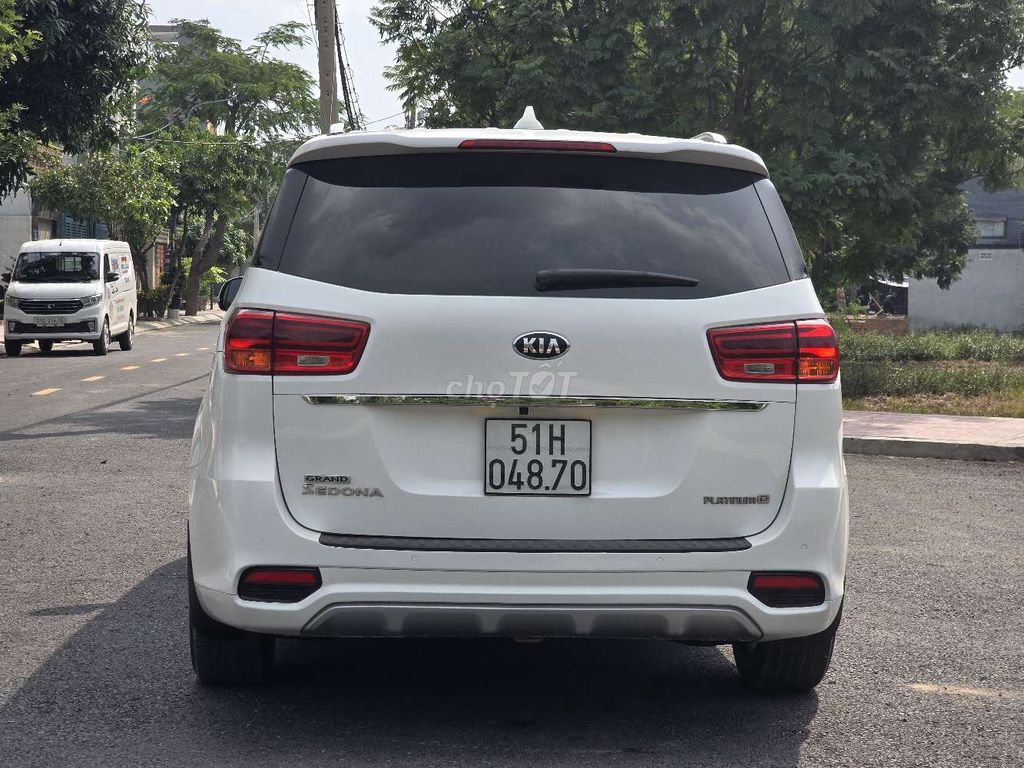SEDONA 2.2L 2019 ДИЗЕЛЬ ПОЛНАЯ КОМПЛЕКТАЦИЯ 98000КМ ГАРАНТИЯ 1 ГОД