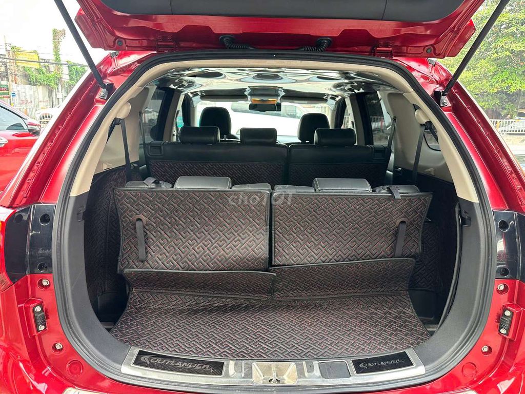 Mitsubishi Outlander 2022 2.0CVT,màu đỏ,24.000nkm. Mua bán Ô tô tại Quận Bình Tân Tp Hồ Chí Minh được đăng bởi Son Do hình 16