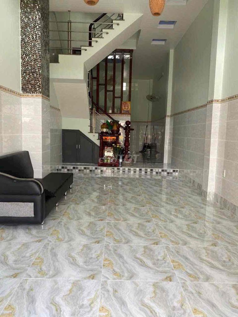 Аренда · 5 комн. · 46 м² · Quận 6, ул. Đường Phạm Văn Chí
