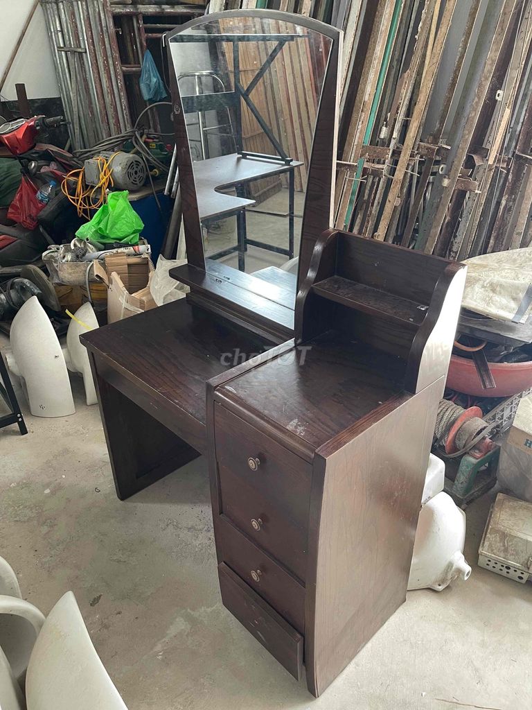 Bàn trang điểm Gỗ công nghiệp Nâu. Mua bán Bàn ghế tại Huyện Phong Điền Cần Thơ được đăng bởi Huỳnh Thanh Toàn hình 1