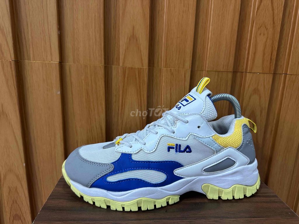 Giày FILA size 40 chính hãng mới keng zin 98%