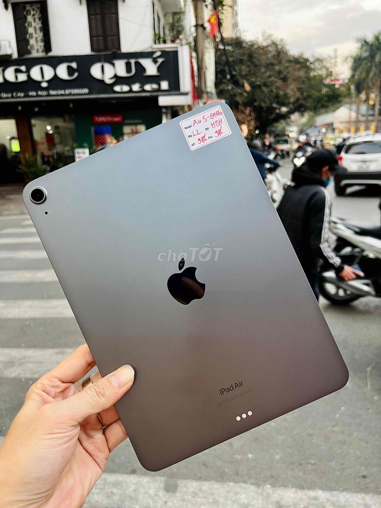 ipad air5-64gb grey Wifi LL/A zin 100%