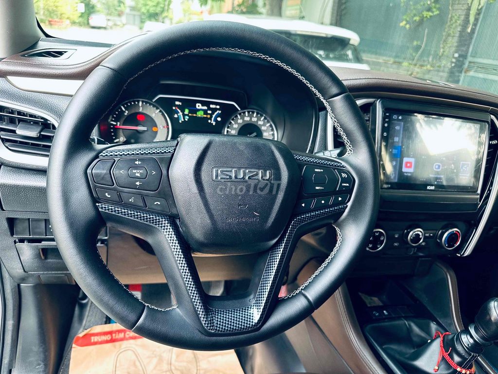 Isuzu Mu X 2022 B7 4x2 MT - 69000 km. Mua bán Ô tô tại Thành phố Thủ Đức Tp Hồ Chí Minh được đăng bởi Đặng Văn Viết hình 21