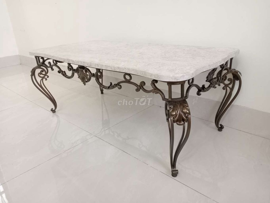 BÀN TRÀ PHÁP CỔ NGÀY XƯA. Mua bán Bàn ghế tại Huyện Thanh Trì Hà Nội được đăng bởi Mr Quang Tú hình 1