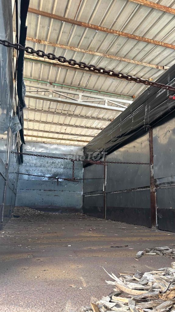 Dongfeng 4 chân sx 2015 ( cao 2.6m ). Mua bán Xe tải, xe ben tại Thành phố Thuận An Bình Dương được đăng bởi ĐÔNG DONGFENG AUTO hình 4