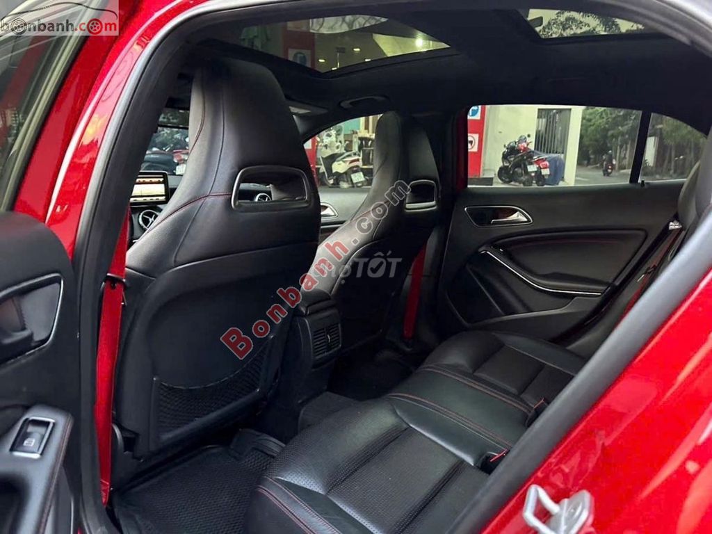 Mercedes Benz GLA class GLA 45 AMG 4Matic 2015. Mua bán Ô tô tại Thành phố Thủ Đức Tp Hồ Chí Minh được đăng bởi Mai Thi Thu Thao hình 2